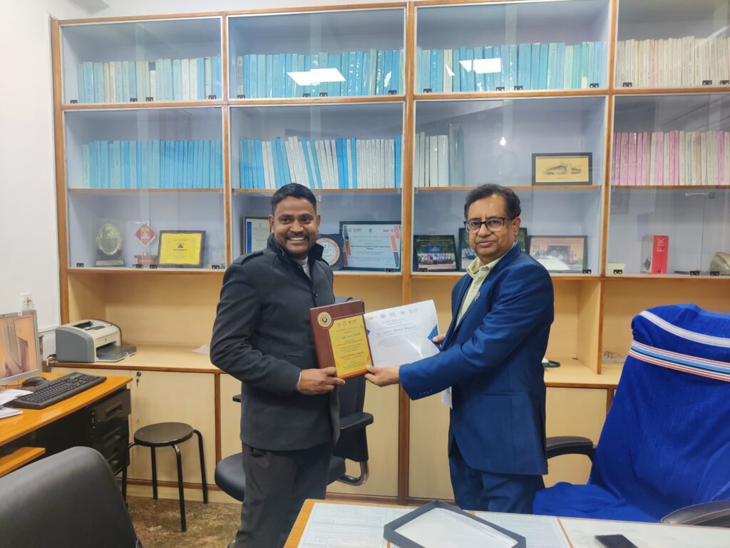 Dr. Jaydev Kumar Mahato Facilitated at IIT (ISM) Dhanbad